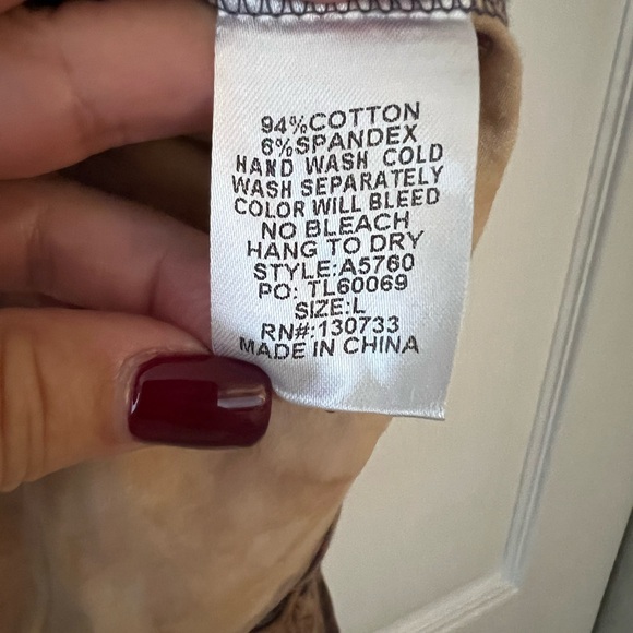 Umgee Black and Brown Graphic Blouse - Picture 4 of 4